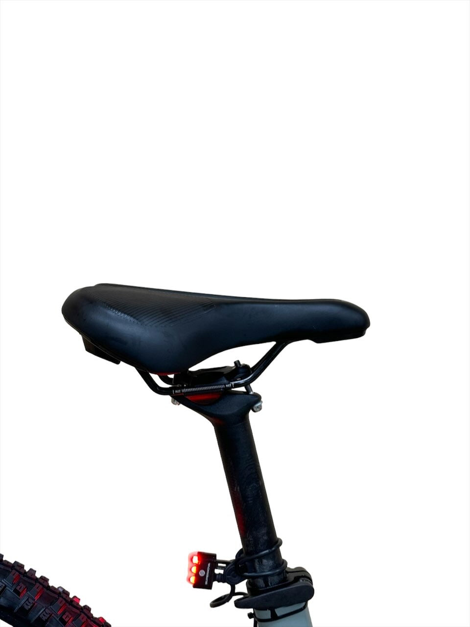 <tc>Cube Reaction Hybrid Performance 500 29 palcový E-horský bicykel</tc>