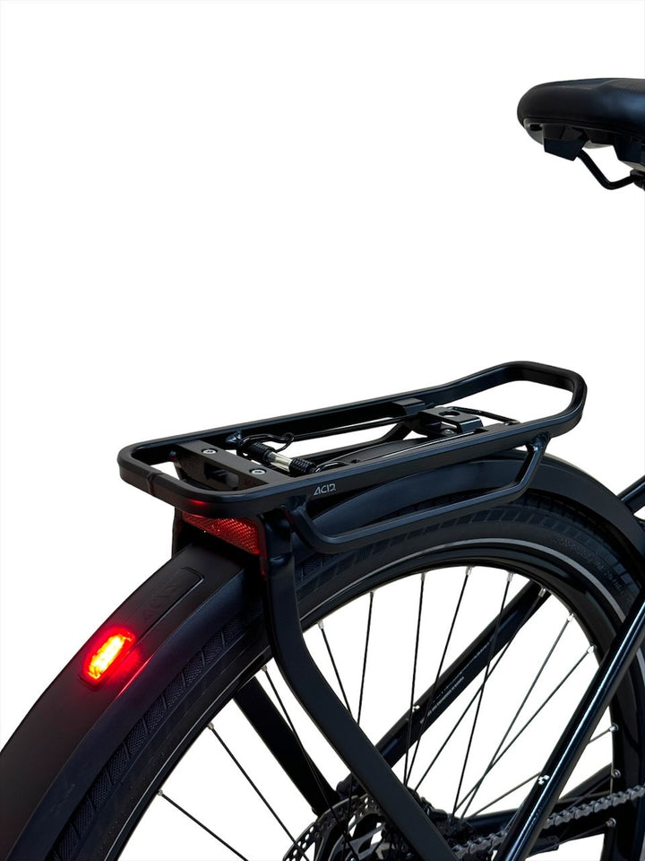 <tc>Cube Touring Hybrid Pro 625 28 calowy rower elektryczny</tc>
