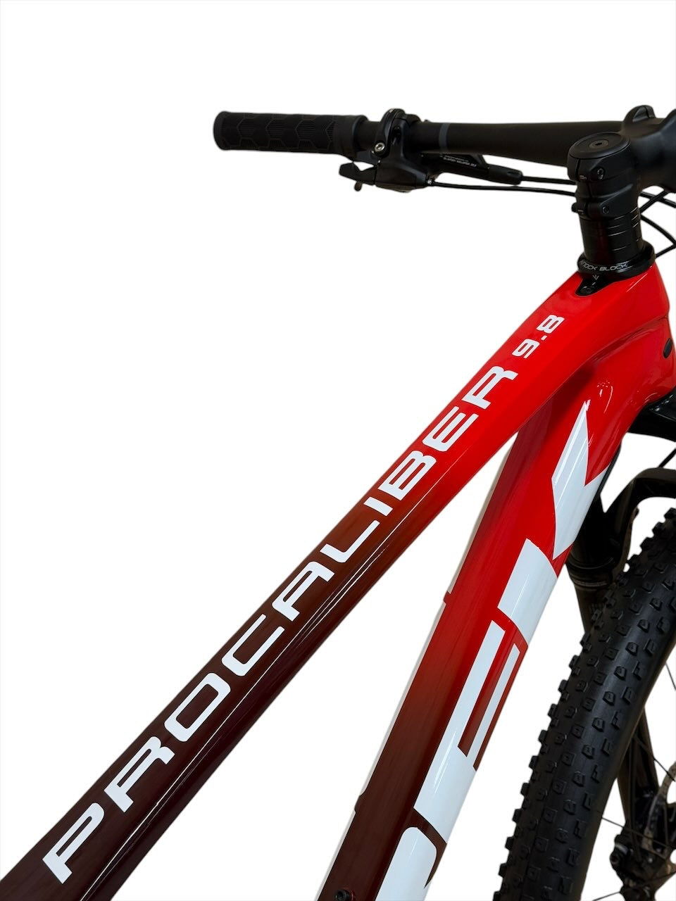 TREK マウンテンバイク 29インチ レッド Trek Pro Caliber 9.8 29 pulgadas bicicleta de montaña – H&B Exclusive