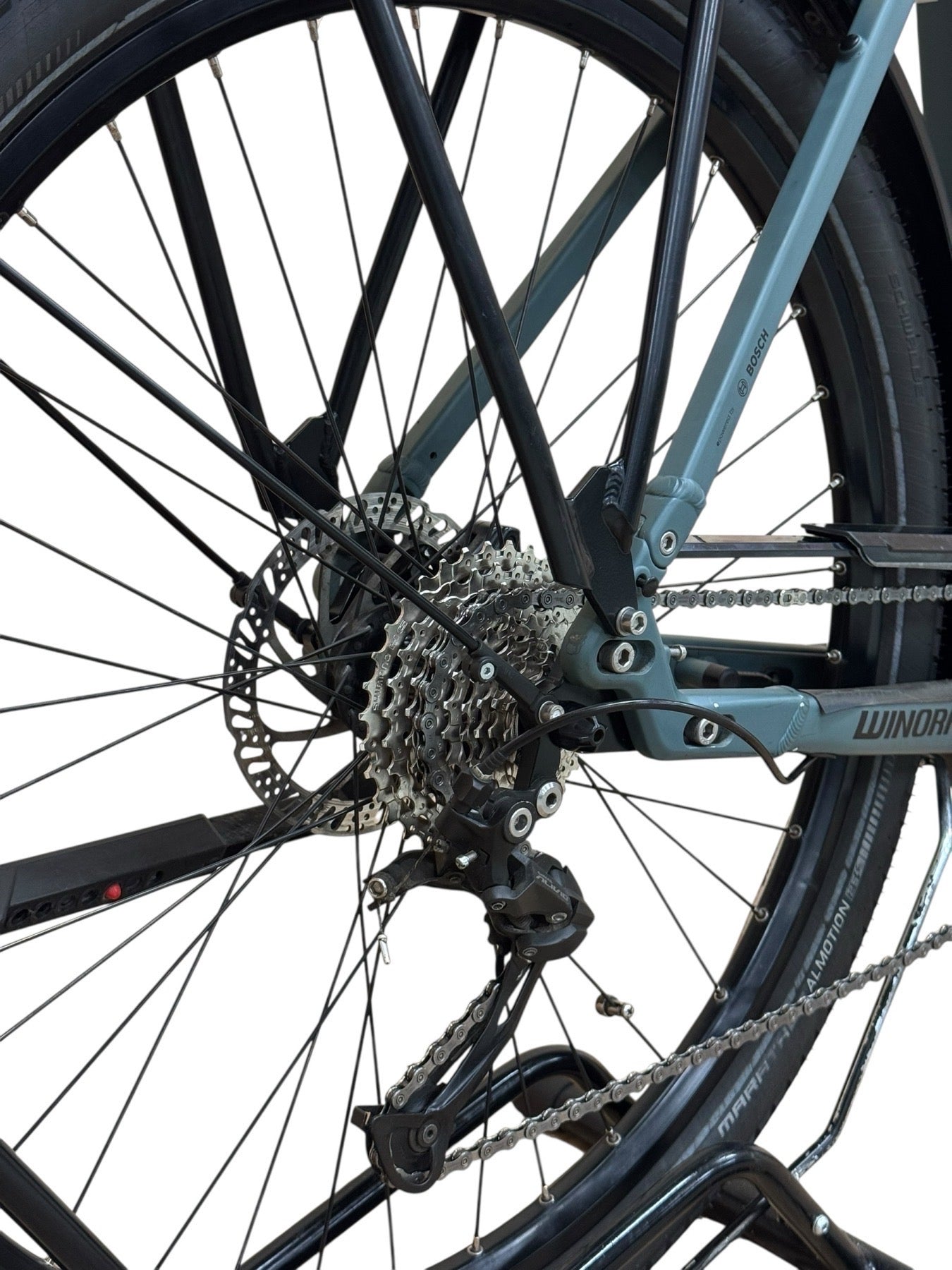 Vélo Trekking Électrique Winora Sinus 9 – Batterie Bosch 625Wh – Taille 54 Gris