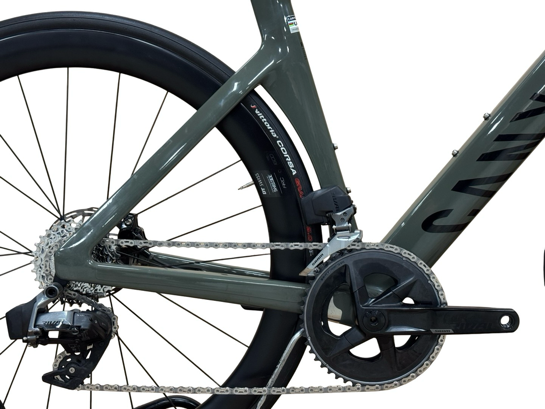 Canyon Aeroad CF SLX 7 AXS maantiepyörä