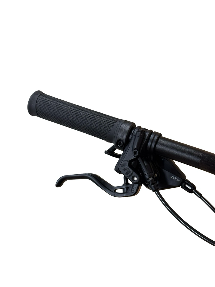 Cube Stereo Hybrid 160 HPC Race 750 VTT électrique